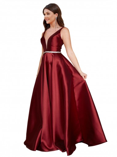 Wholesale Sleeveless Deep V-Neck A-Line Formal Satin Bridesmaid Dress / Prom Dress with Pockets